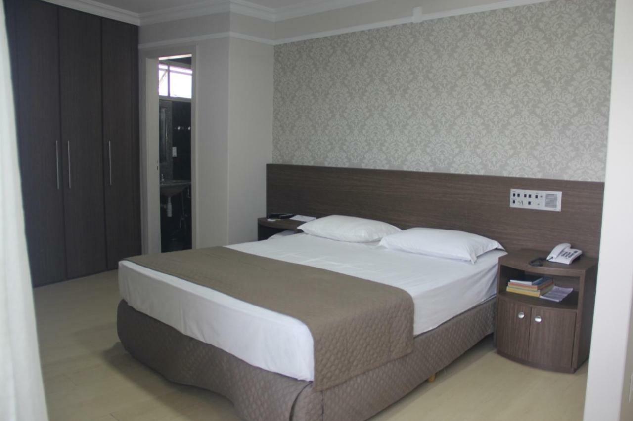 Abbas Hotel อูเบร์ลังเจีย ภายนอก รูปภาพ